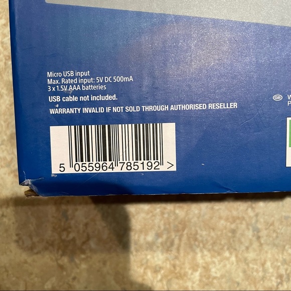 NEW! Paladone Sony PlayStation Button Icons Light 3 Modes Music Reactive USB - Picture 3 of 8